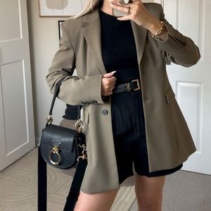 Oversized double breasted jacket in Khaki